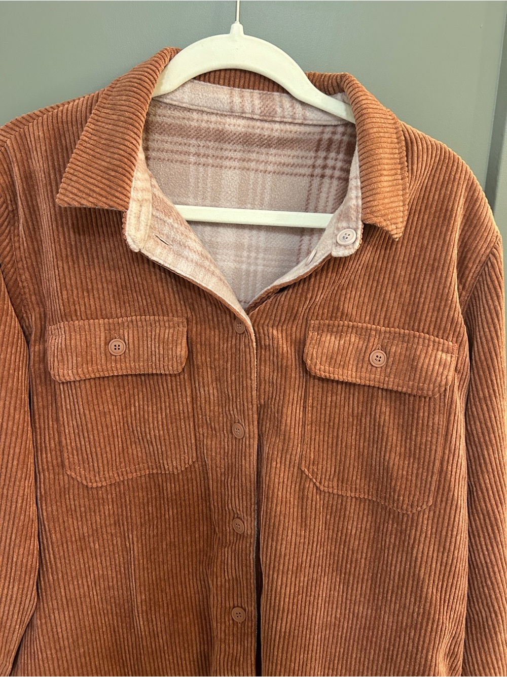 Rose & Remington plaid Shacket in Dusty Rose size large reversable - Picture 4 of 4